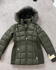 NWT  Faux-Fur-Trim Hooded Puffer Coat