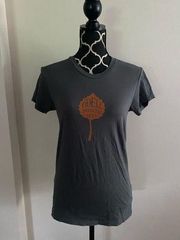 EUC Odell Tonal Graphic Leaf Tee Gray and Orange size large