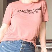 Mom Culture Top Motherhood Short Sleeve T-Shirt "Winging It" Tee Pink Size Large