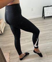 Nike Black Printed  Sports Leggings Dri Fit / Size S