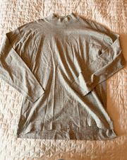 Liz Wear By  Light Grey Mockneck Long Sleeve Tee Size Medium