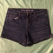 Vanilla Star Women’s Mid Rise Midi Jean Shorts Size 11