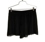 The Impeccable Pig Pleated Shorts