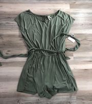 Mudd Romper, XXL, NWT, army green, keyhole back