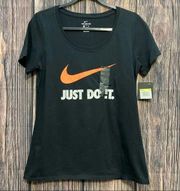 Nike  | swoosh T-shirt