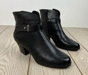 Baretraps Lane Block Heel Ankle Booties 8M Black Faux Leather Croc Heel Cap $79