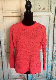 Women’s Round Neck Textured Chenille Sweater in Hibiscus Coral Size Small