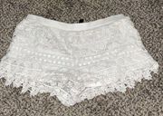 H&M Divided - White Crocheted Shorts - size XS