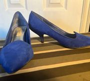 Simply Vera Wang blue suede heels size 8