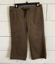 Eddie Bauer Sport Wide Leg Hiking Capri. Size 4.