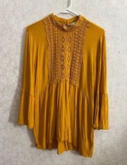 John Paul Richards women's large yellow top