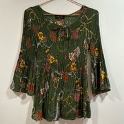 Long sleeve women’s blouse with novelty pattern size small Melissa Paige