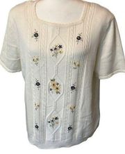 Women’s Medium Alfred Dunner White Floral Embroidered Short Sleeve Sweater