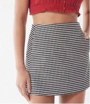 Urban Outfitters  Checkered Gingham A-
Line Mini Skirt Side Pockets XS