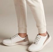 Unstructured White leather CUIR BLANC shoes