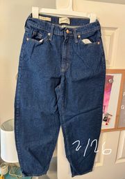 Universal Thread Size 2/26 Mom Jeans