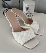White low heel 🤍