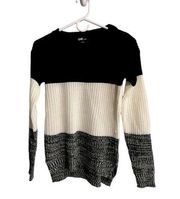 LOVE By Chesley Longline Sweater Small Black & White Knit Pullover Lightweight