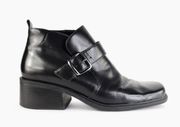 ✦ Black Leather Ankle Shoe