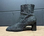 Naturalizer Dixie Gray Snake Skin Leather Square Toe Ankle Boots Wmns Sz 8 M