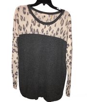 Leopard Animal Print Knit Wool Blend Long Sleeve Top Grey Medium