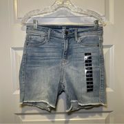 NWT New York & Company Light Wash High-Waist Denim Short size 8