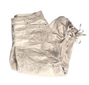 White House Black Market Taper Crop Cargo Capri Pants Cream Size 0