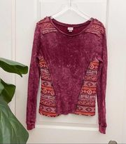 Southwestern Accent Pullover Red Acid Wash