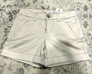NWT Cache Beige Cuffed Hem Button Front Dress Shorts Size 4