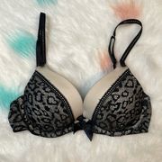 Victoria’s Secret Black Very Sexy Plunge Bra Size 32C