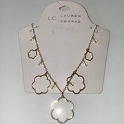 Statement necklace