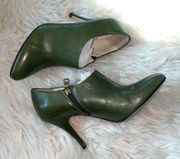 Bettye Muller Green 4” Heeled Bootie Shoes