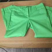 New York & Company 7th Avenue Collection  Green Capri Pants Size 0