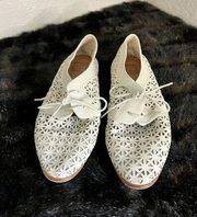 DV Dolce Vita  Flats Lace Up Comfy Shoes Office Hollow Brogue Sexy Oxfords 9.5
