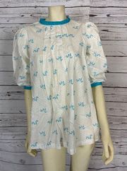 Vintage Handmade top, white with blue flowers size small