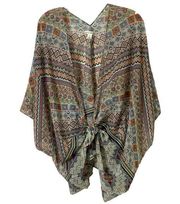 JohnPaulRichard Size Medium beautiful poncho features intricate patterns