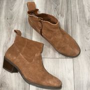 Vionic Vera water repellent suede ankle booties boots size 7.5