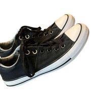 Converse  All Stars Black Low Tops Skate Shoes Sz Wo 7 and M 5