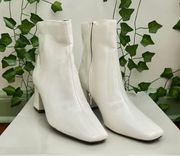 Womens Haylinn Block White Heel Booties.