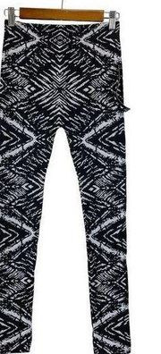 NEW Eye Candy Juniors Plus Size 1X/2X Leggings Pants Black White Aztec Stretch