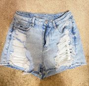 American Eagle Distressed Mom Short