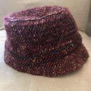 Target Women’s Tweed Cloche Winter Hat Purple Burgundy Tan Black One Size