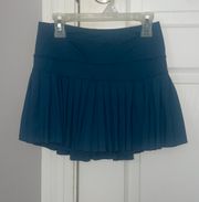 Mid Rise 2-in-1 Side Pocket Pleated Mini Skirt