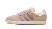 Woman’s  Gazelle Wonder Taupe