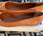 New  Women’s Size 10 Tan  Loafer