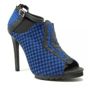 YRU Sensei Blue Black Woven High Heels sz 8