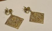 Signed Trifari Clip-on Clip On Earrings Gold Tone Dangle Drop Square Filigree