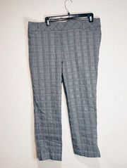 Van Heusen Plaid Slacks NWT- Size 14 Short