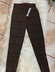 Leopard print leggings