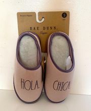 HOLA CHICA Slippers